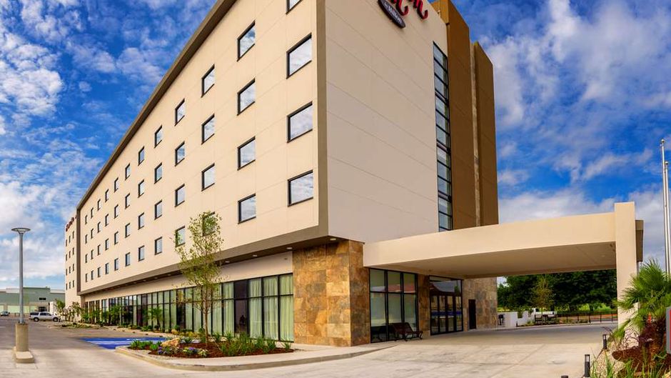 Hampton Inn by Hilton Piedras Negras Exterior