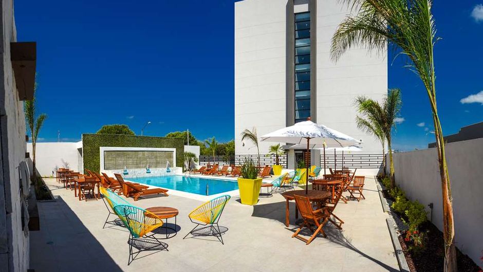 Hampton Inn by Hilton Piedras Negras Pool