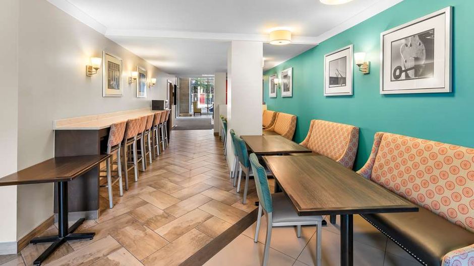 Best Western Plus Hotel Montreal Restaurant