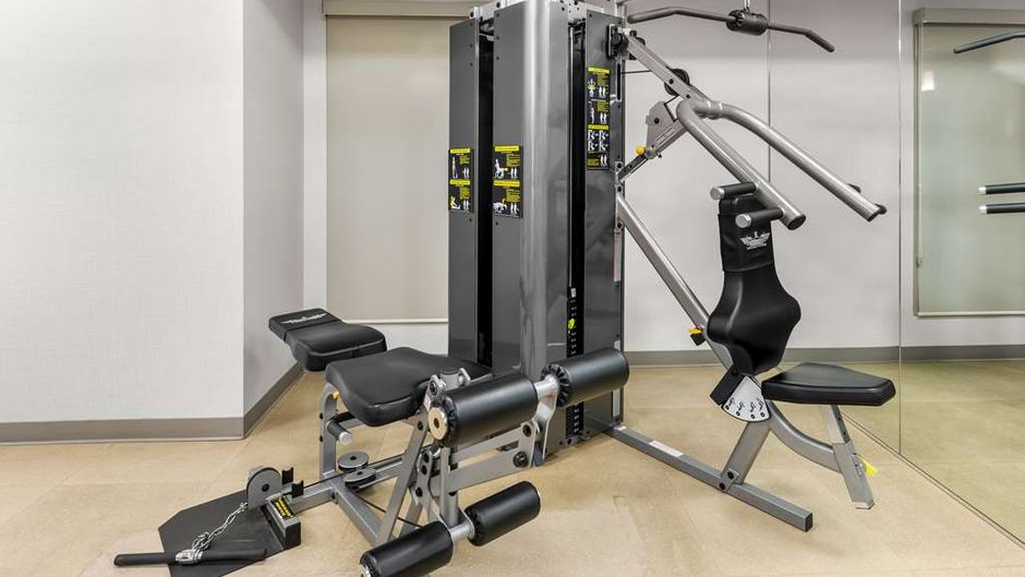 Best Western Plus Hotel Montreal Health