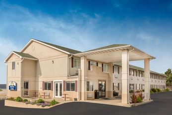 Days Inn by Wyndham Osage Beach