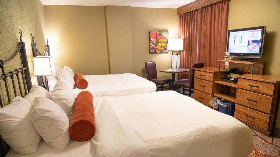 Banff Caribou Lodge & Spa Room