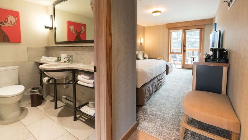 Moose Hotel & Suites Room