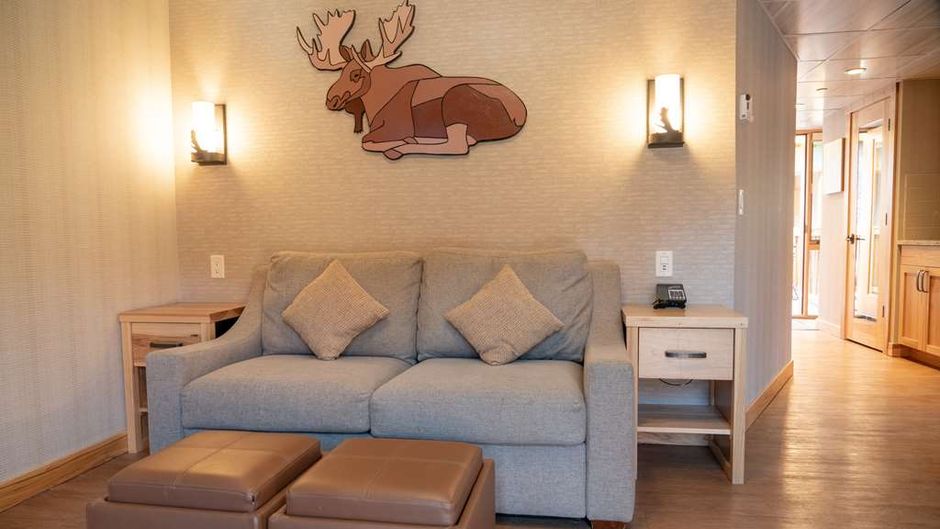 Moose Hotel & Suites Room