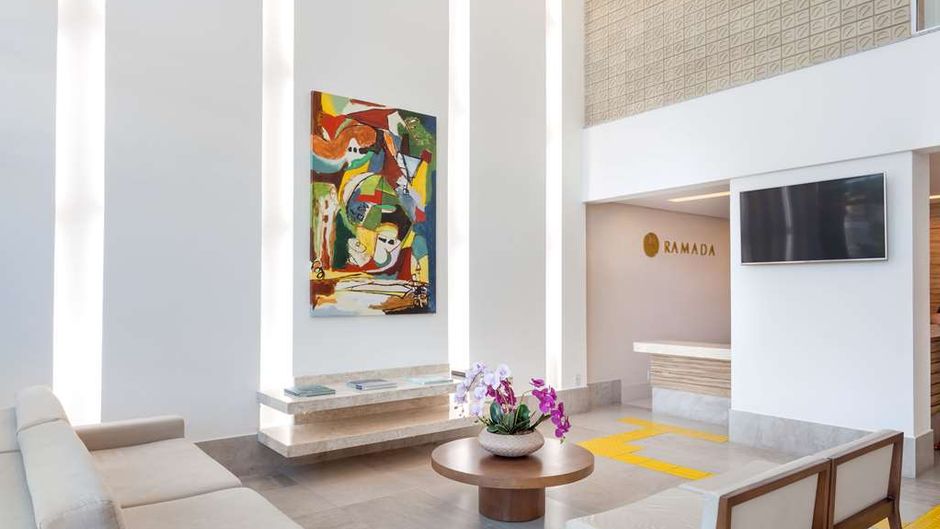 Ramada by Wydham Macae Hotel & Suites Lobby