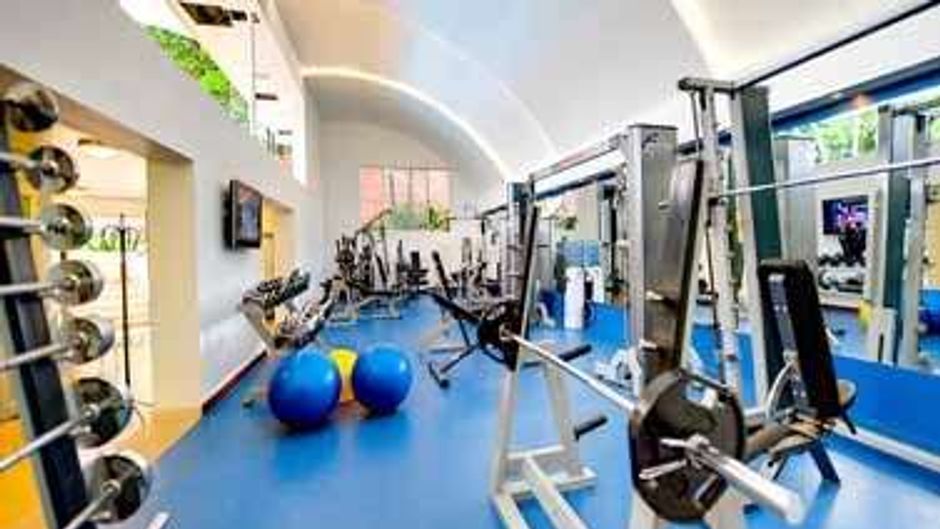 Dann Carlton Hotel Health
