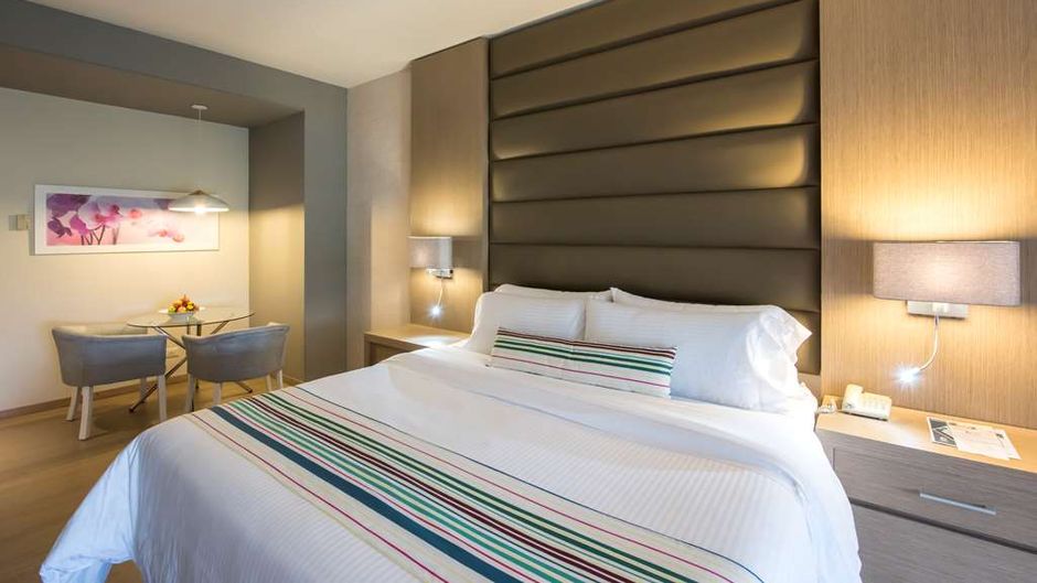 Dann Carlton Hotel Suite