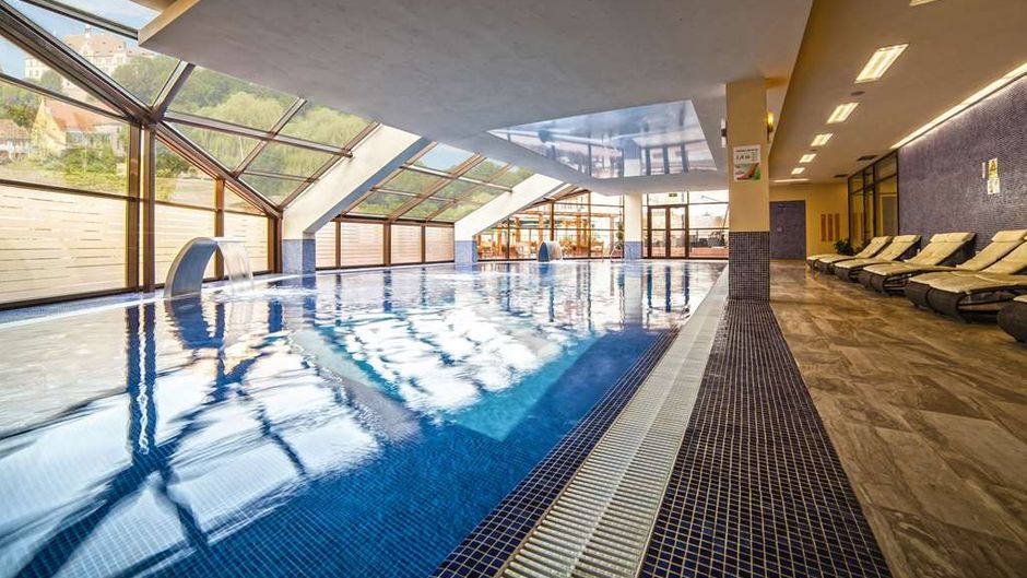 DoubleTree by Hilton Hotel Sighisoara Pool