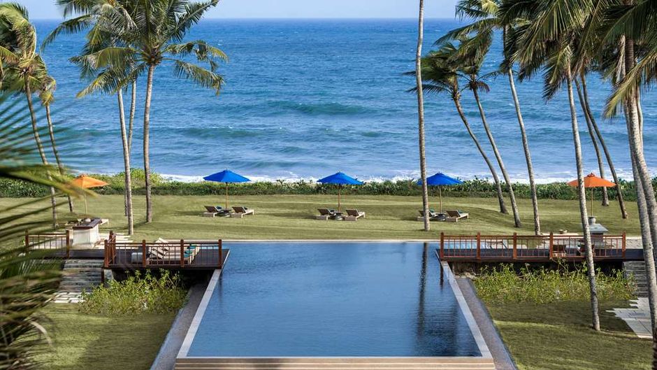 Shangri-La's Hambantota Resort & Spa Pool