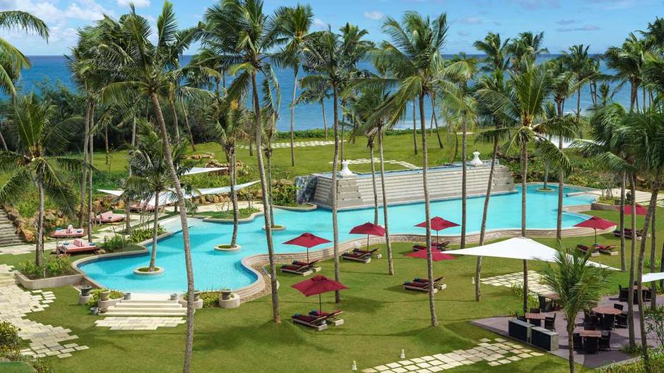 Shangri-La's Hambantota Resort & Spa Pool