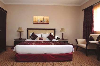 Crossroads Hotel