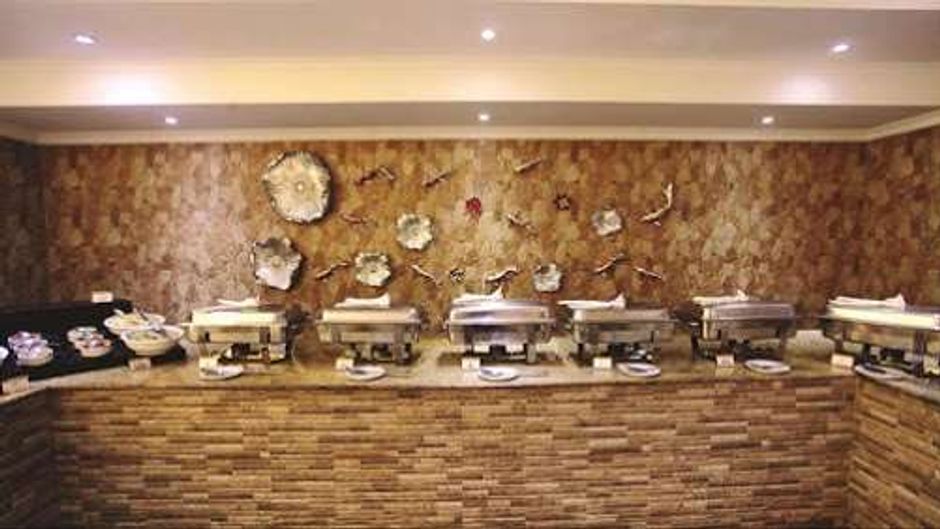 Crossroads Hotel Restaurant