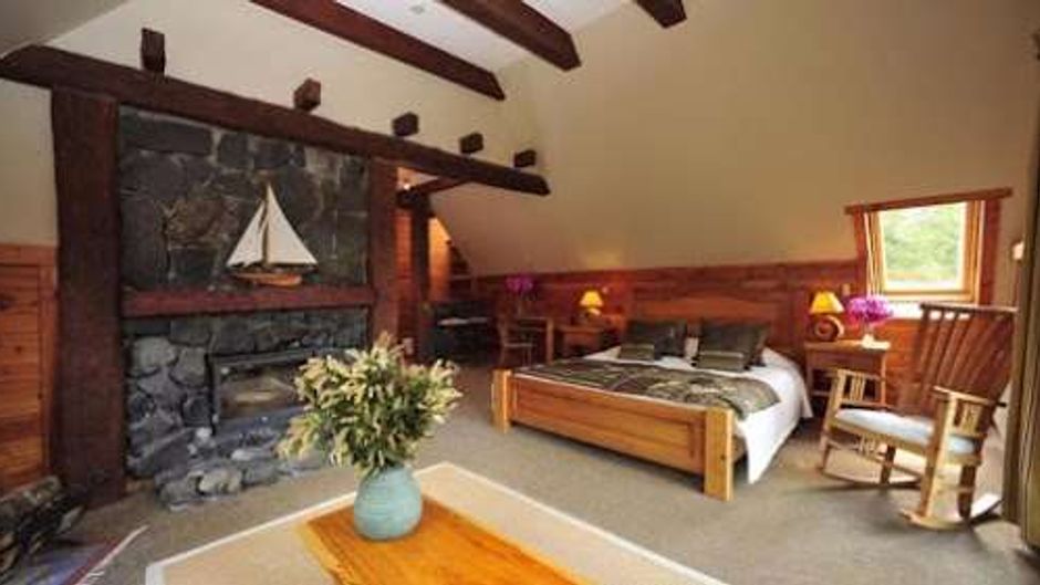 Petrohue Lodge Room