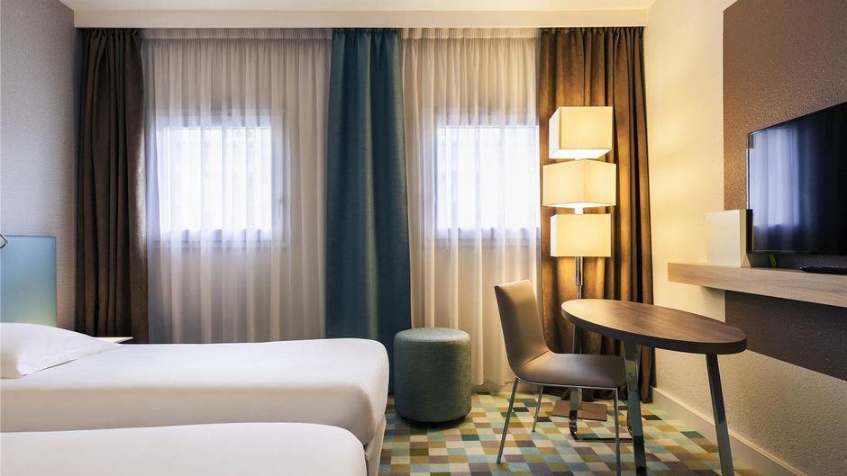 Mercure MLV Bussy St Georges Room