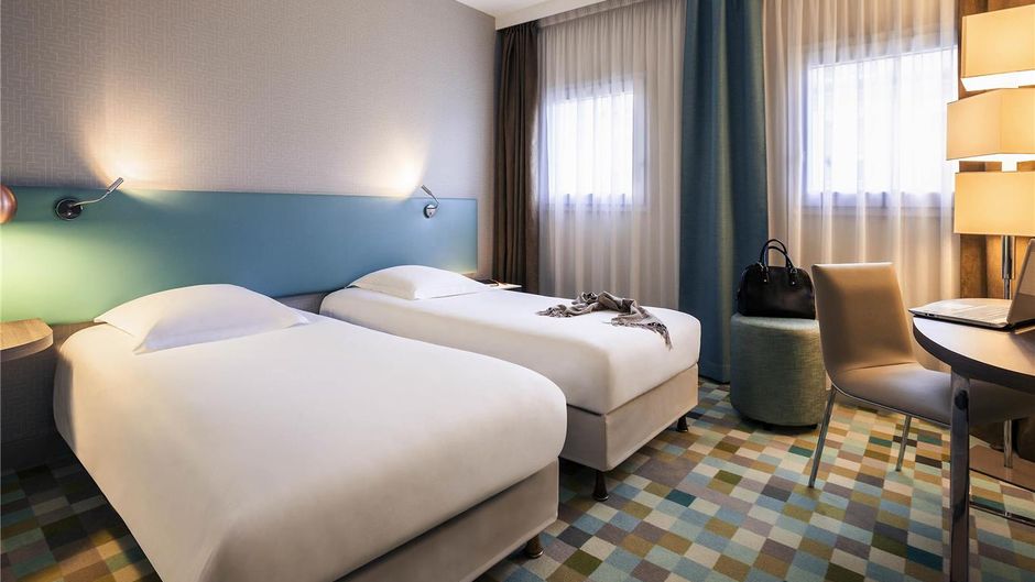 Mercure MLV Bussy St Georges Room
