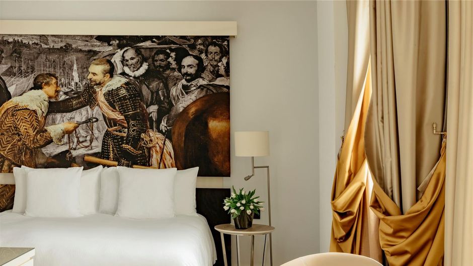 Gran Melia Palacio de los Duques Room