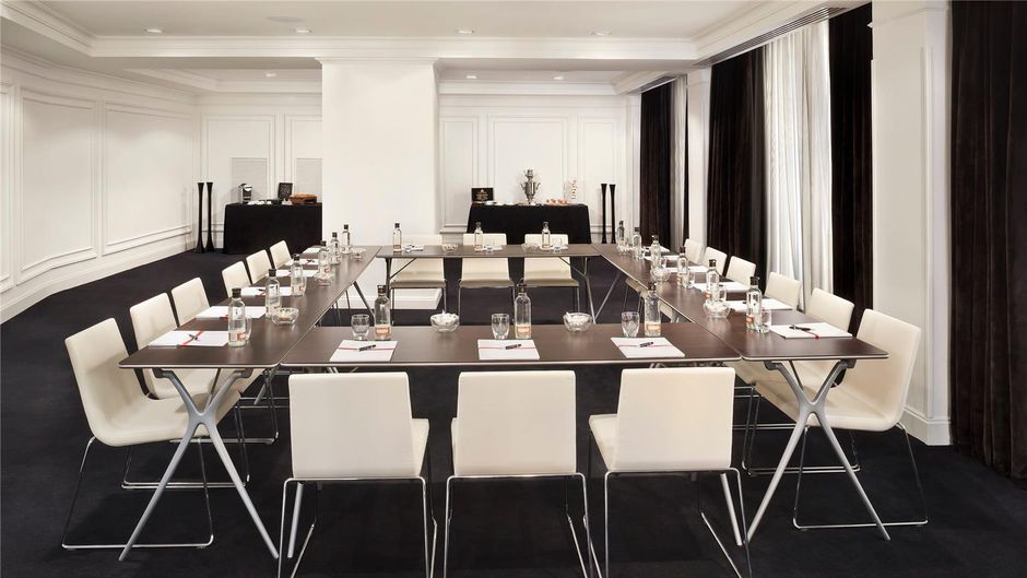 Gran Melia Palacio de los Duques Meeting