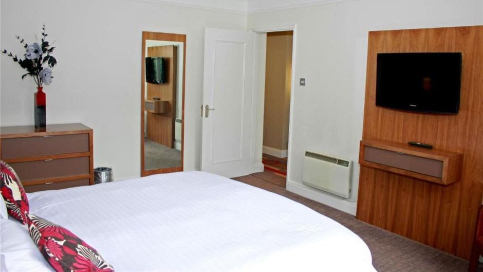 Bromsgrove Hotel & Spa Room