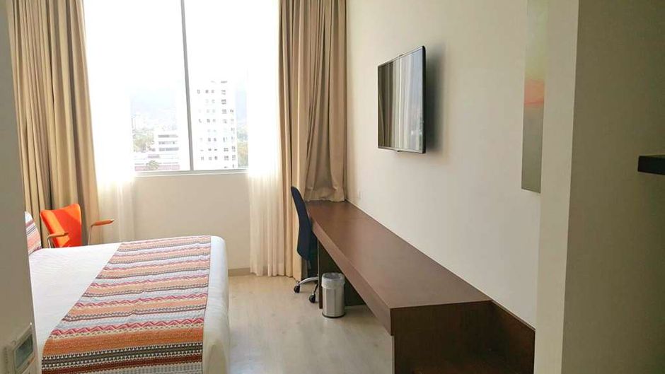 Best Western Plus Santa Marta Hotel Room