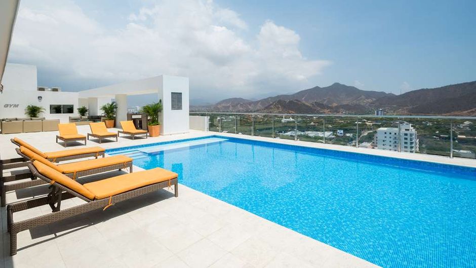 Best Western Plus Santa Marta Hotel Pool