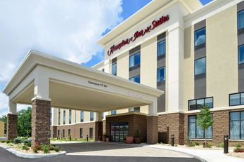 Hampton Inn & Suites Cincinnati-Mason