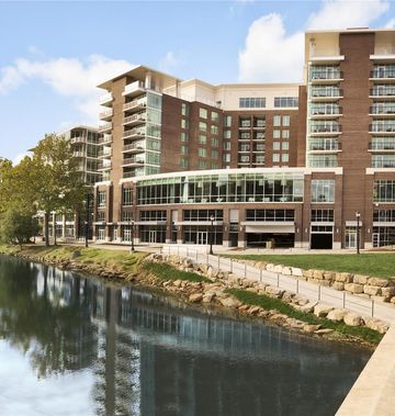 Embassy Suites Downtown Riverplace