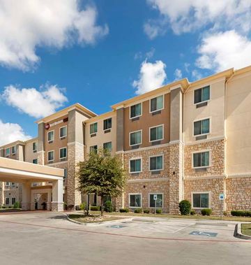 Best Western Plus Buda Austin Inn & Sts