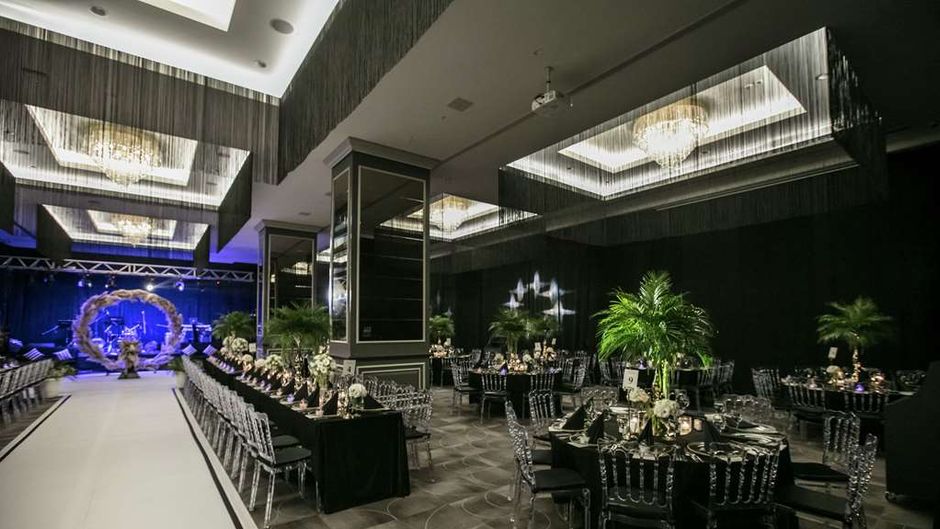 DoubleTree by Hilton Hotel Izmir Airport Restaurant