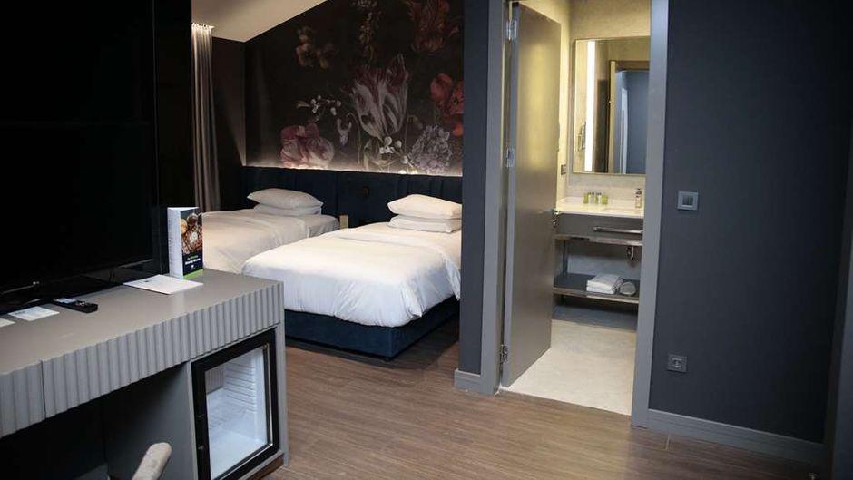DoubleTree by Hilton Hotel Izmir Airport Room