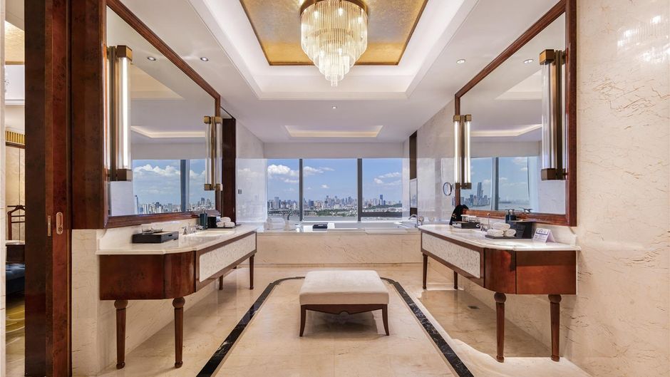 Hilton Wuhan Riverside Room