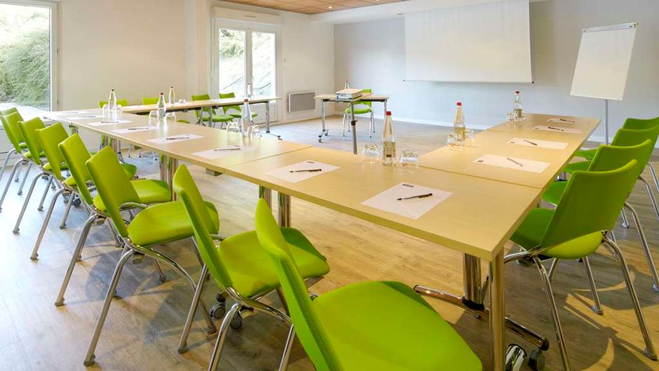 Kyriad Tours-Joue Les Tours Meeting