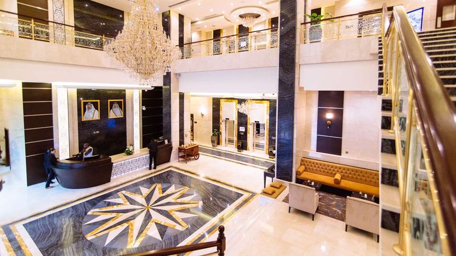 Golden Tulip Doha Lobby