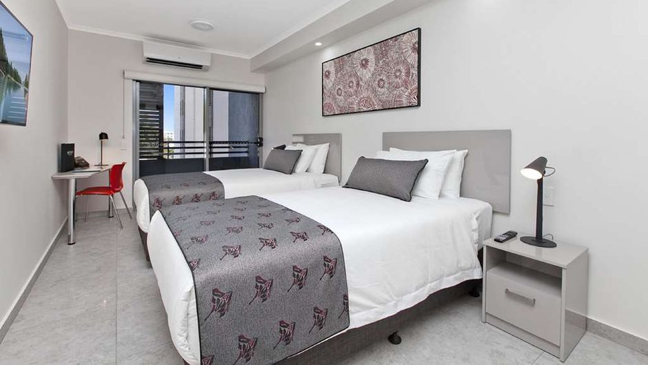 Argus Hotel Darwin Room