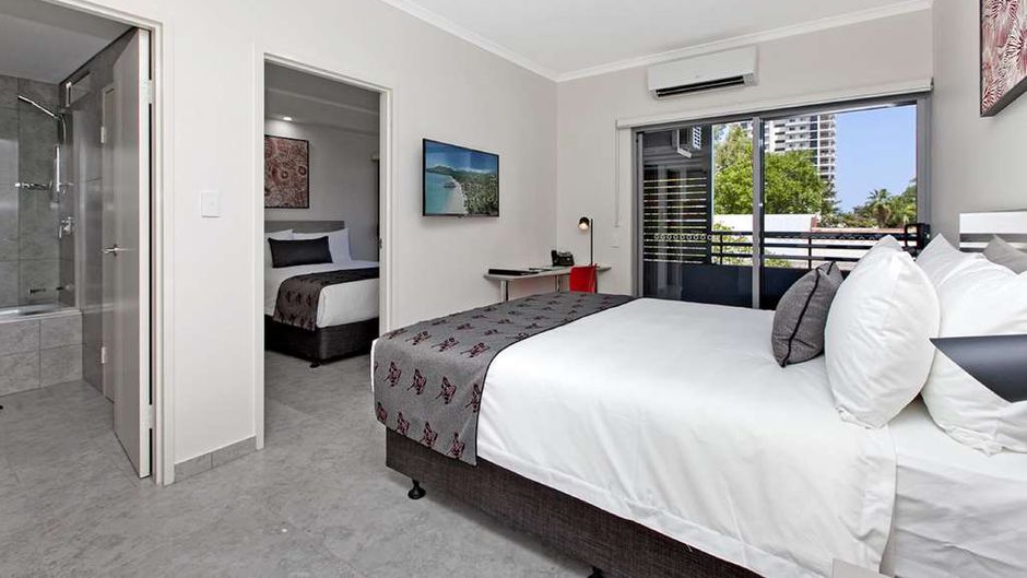 Argus Hotel Darwin Room