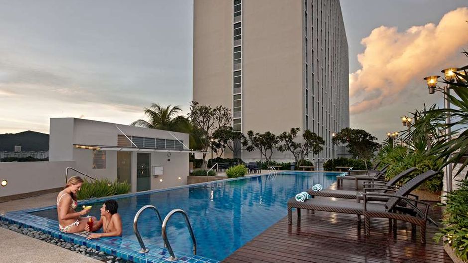 Eastin Hotel Penang Pool