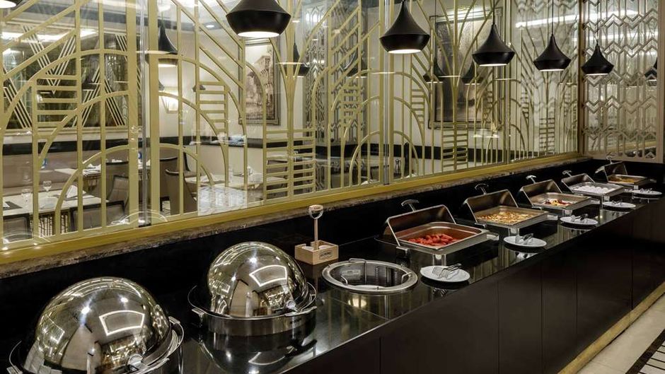 Ramada By Wyndham Istanbul Golden Horn Restaurant