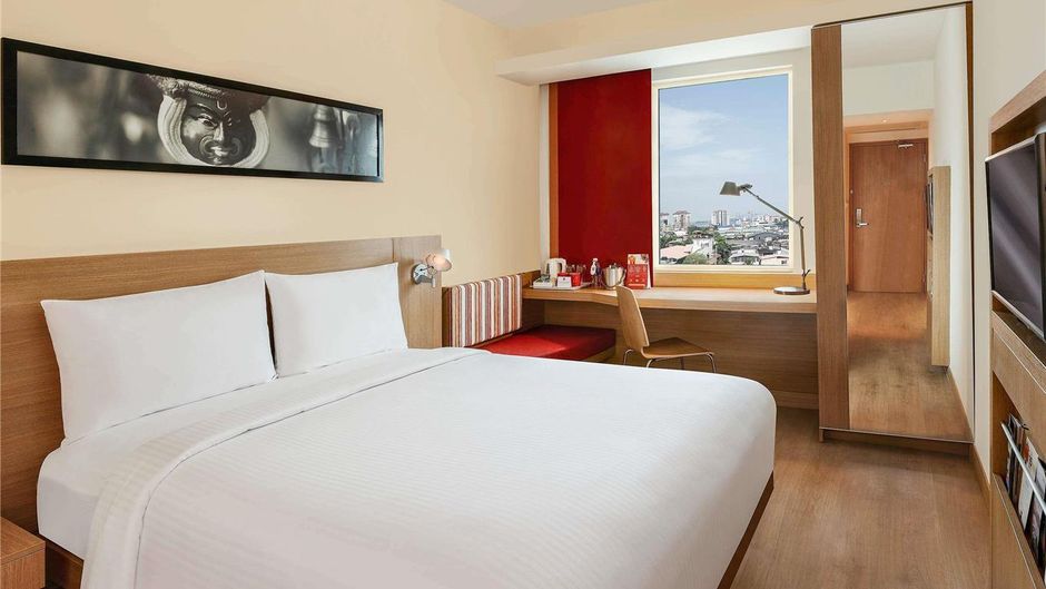 Ibis Kochi City Centre Room
