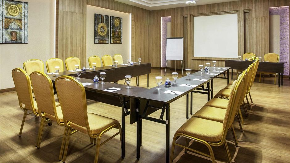 Ibis Yogyakarta Adi Sucipto Meeting