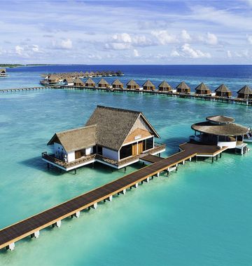 Mercure Maldives Kooddoo Resort