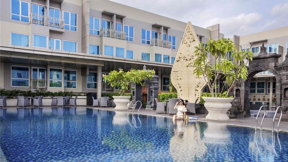Grand Mercure Yogyakarta Adi Sucipto Pool
