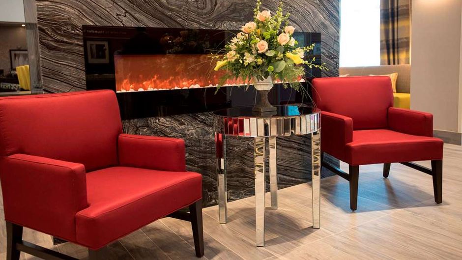 Hampton Inn & Suites Thunder Bay Lobby