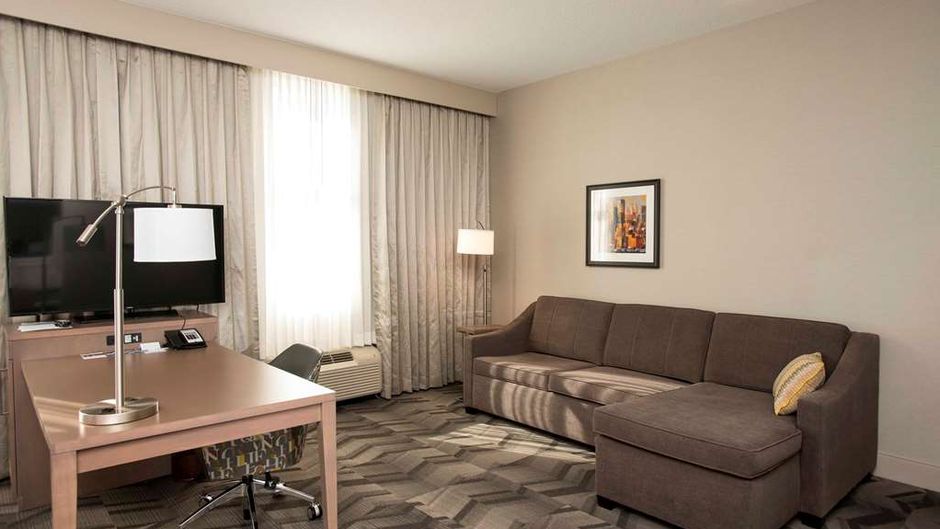Hampton Inn & Suites Thunder Bay Room