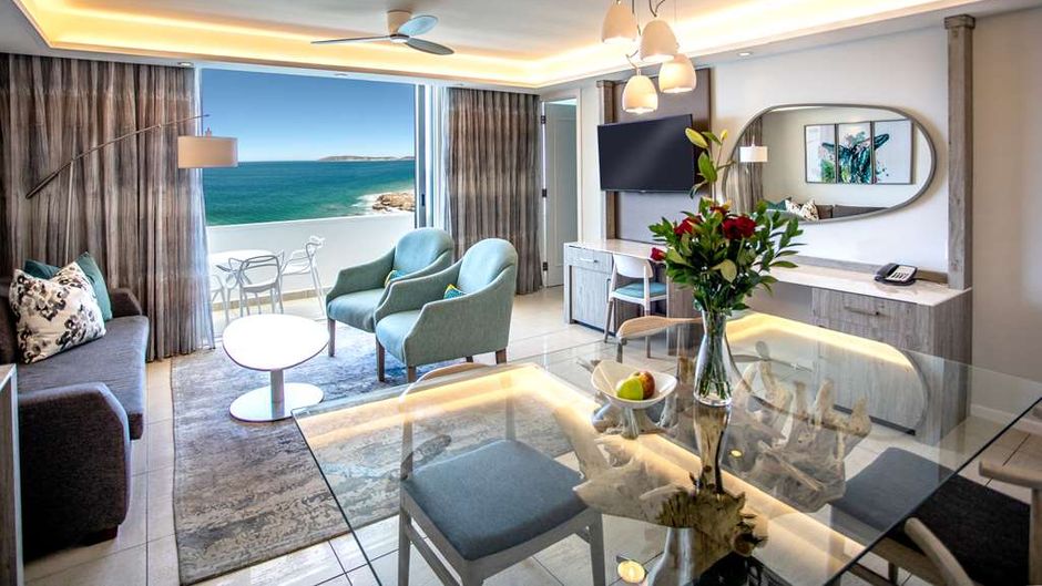 Beacon Island Resort Suite