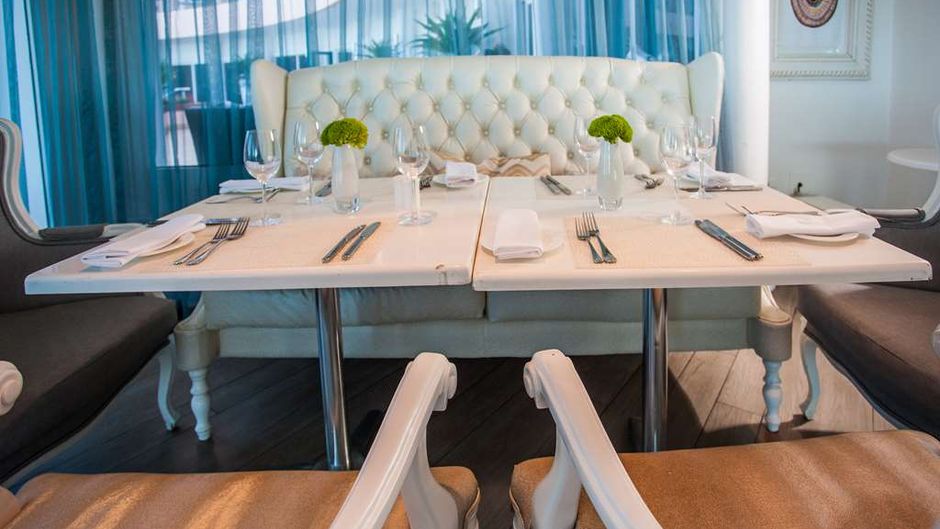 Beverly Hills Hotel Restaurant