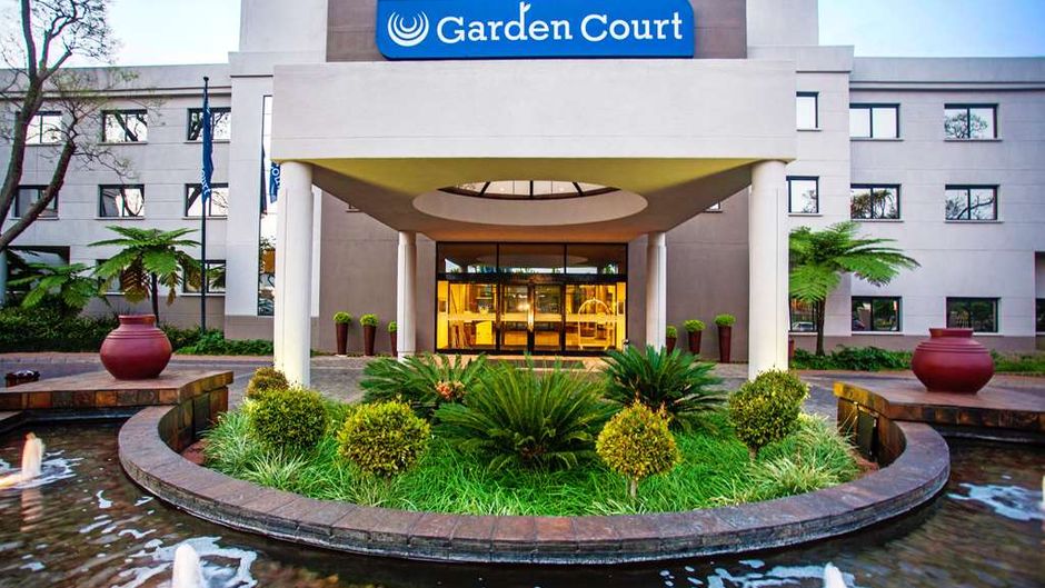 Garden Court Hatfield Exterior