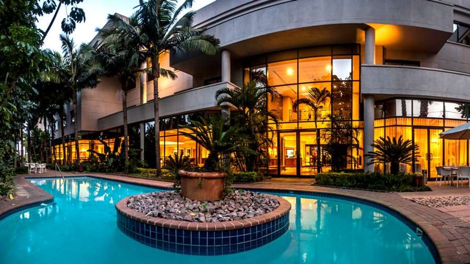 Garden Court Hatfield Pool