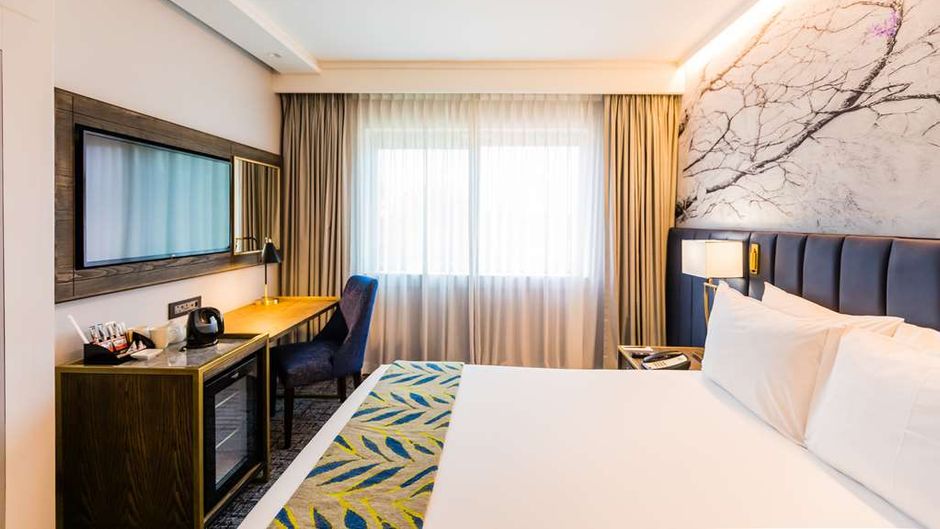 Garden Court Hatfield Room