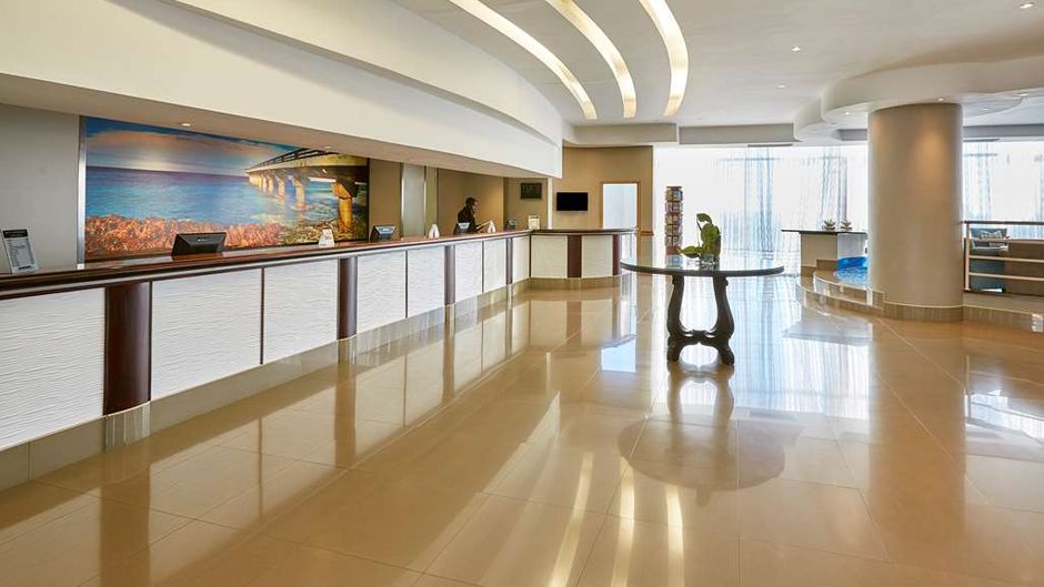 Garden Court Kings Beach Lobby