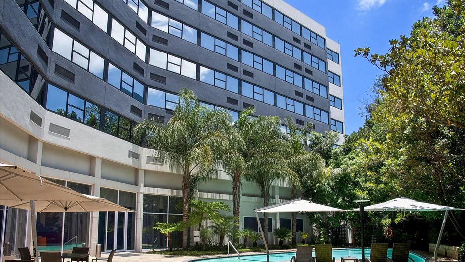 Garden Court Milpark Exterior