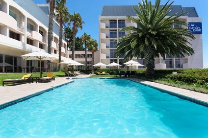 Garden Court Nelson Mandela Blvd